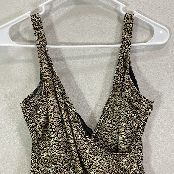 Miraclesuit swimsuit onepiece black with tan goldish circles‎ - Picture 2 of 7